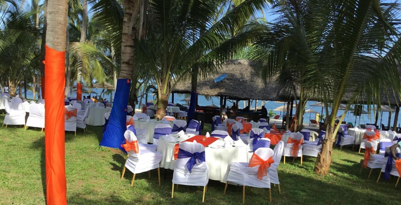Mombasa Continental Resort Shanzu Eksteriør billede