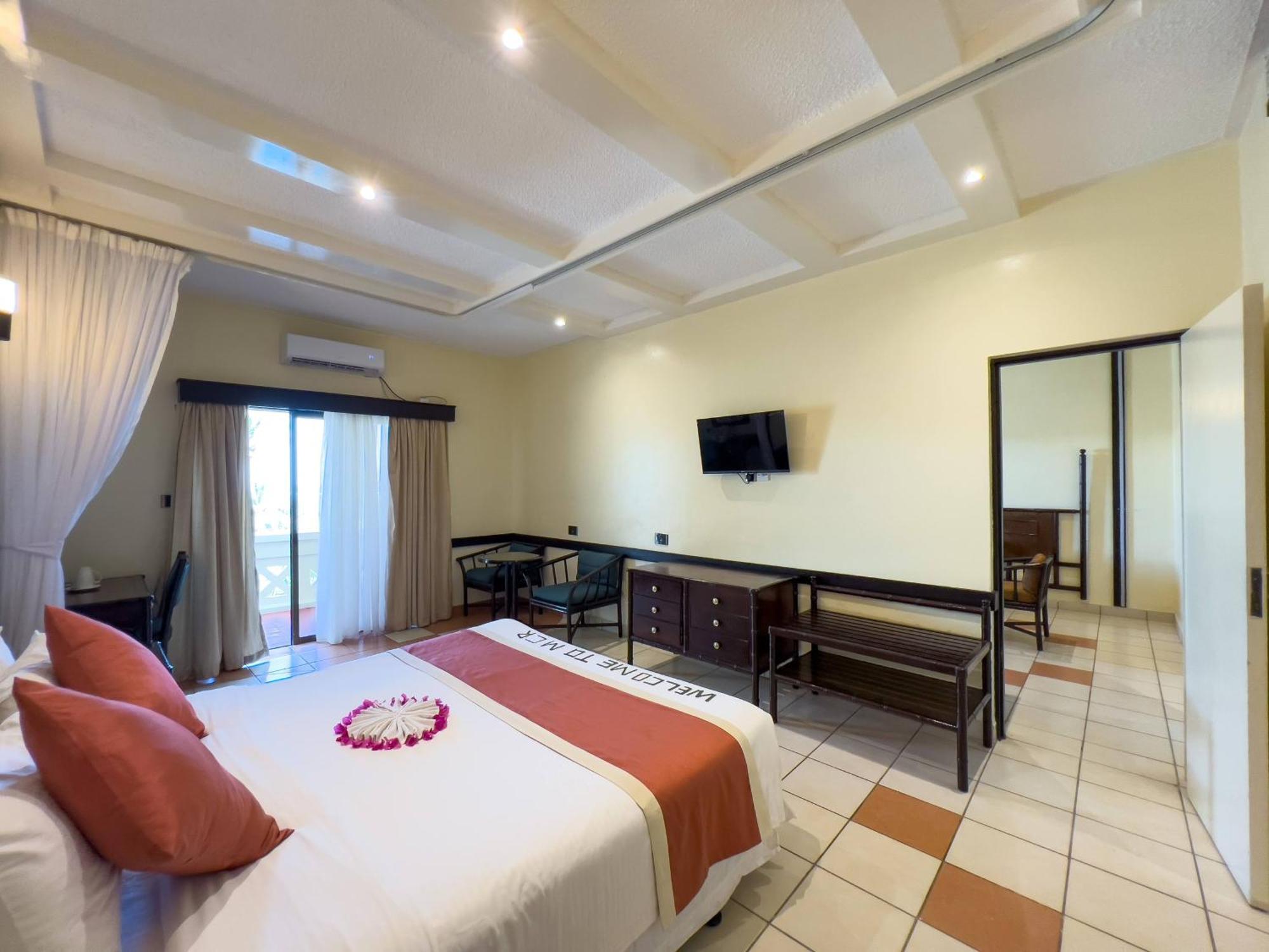 Mombasa Continental Resort Shanzu Eksteriør billede