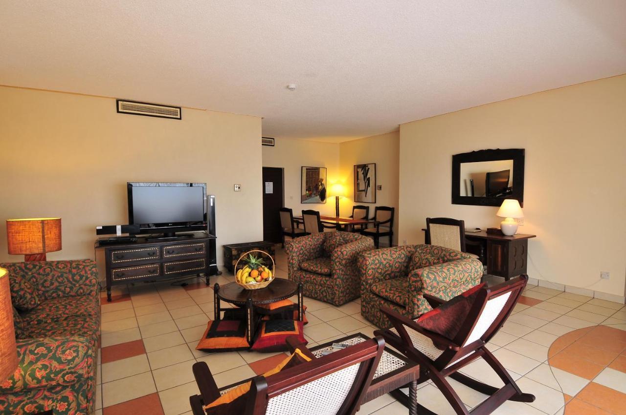 Mombasa Continental Resort Shanzu Eksteriør billede