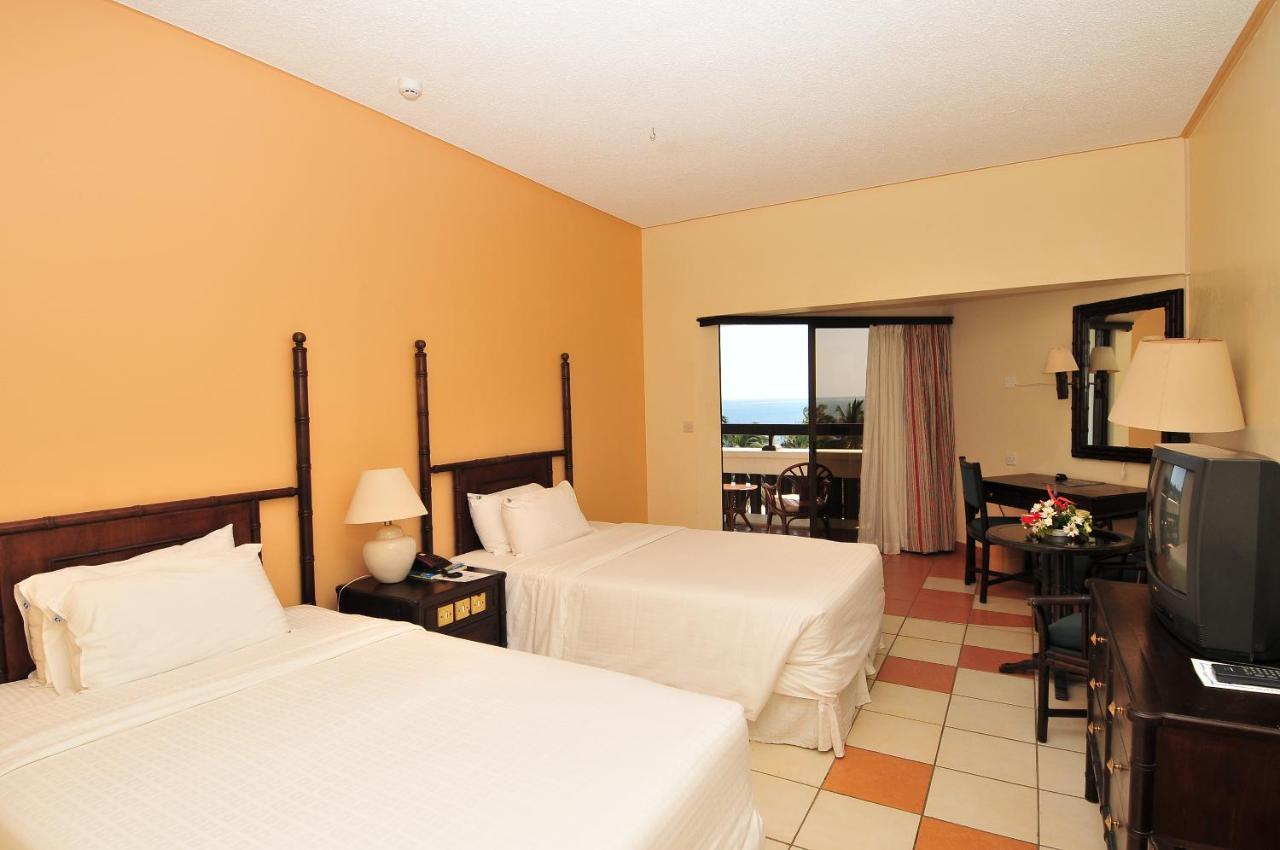 Mombasa Continental Resort Shanzu Eksteriør billede