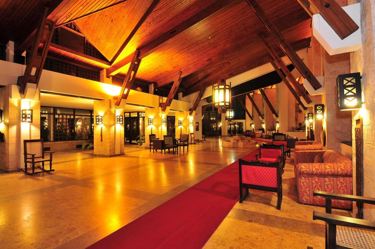 Mombasa Continental Resort Shanzu Eksteriør billede
