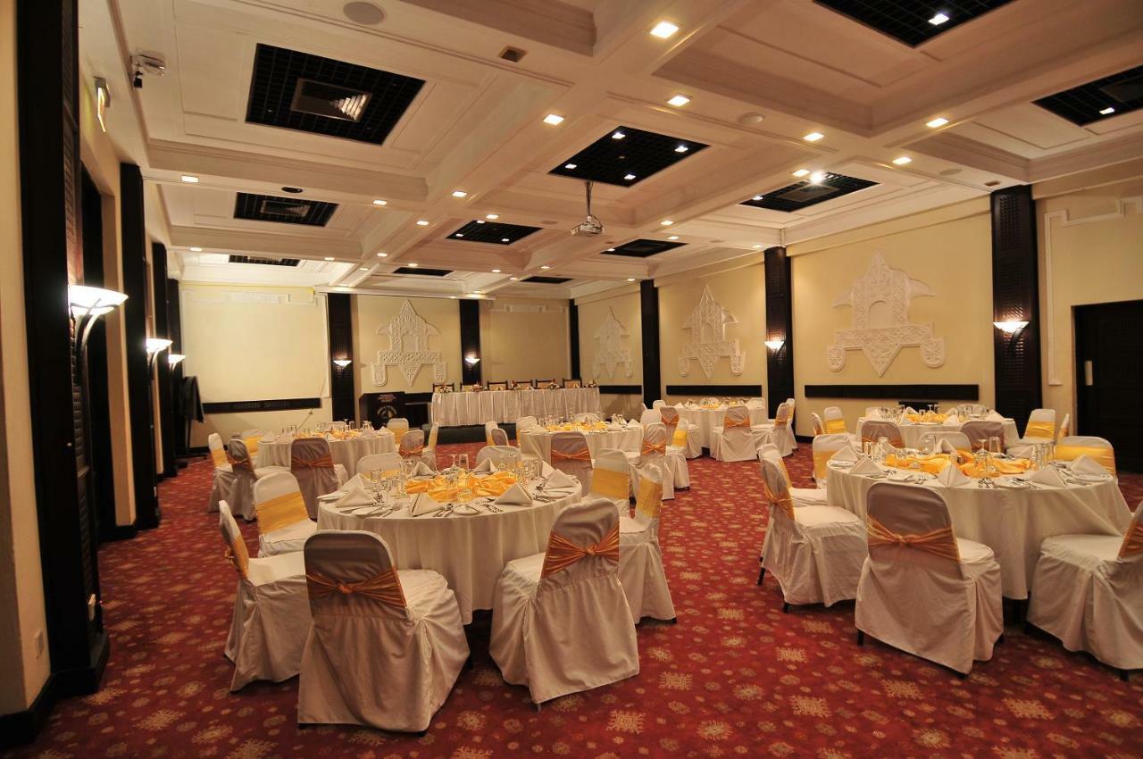 Mombasa Continental Resort Shanzu Eksteriør billede