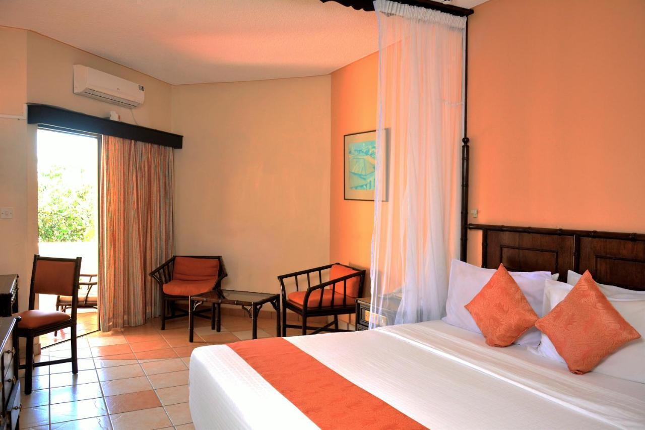 Mombasa Continental Resort Shanzu Eksteriør billede